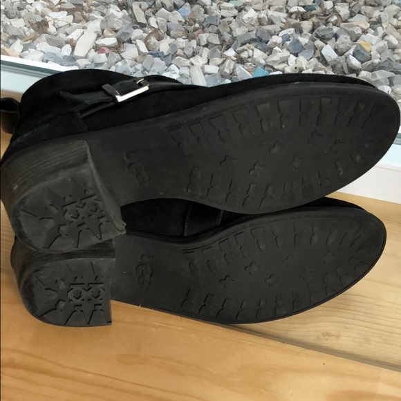 UGG Australia Wright Belted Booties Boot Shoes 8 - Picture 9 of 10